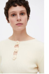 WHITE RIBBED KNIT TOP WITH EMBROIDERED ROSES