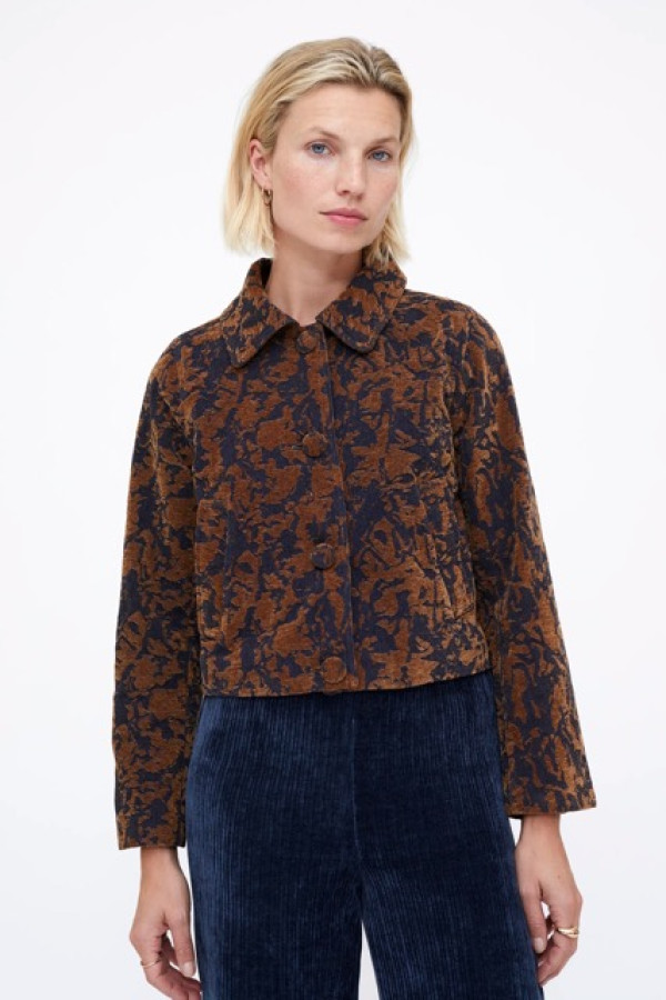 NAVY BLUE AND BROWN JACKET 