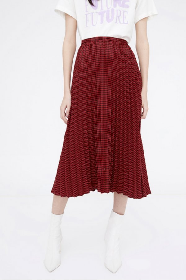 RED HOUNDSTOOTH PRINT PLEATED MID - RISE MIDI SKIRT 