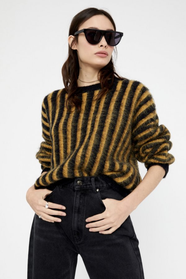 YELLOW VERTICAL STRIPE LOOSE-FIT KNIT JUMPER