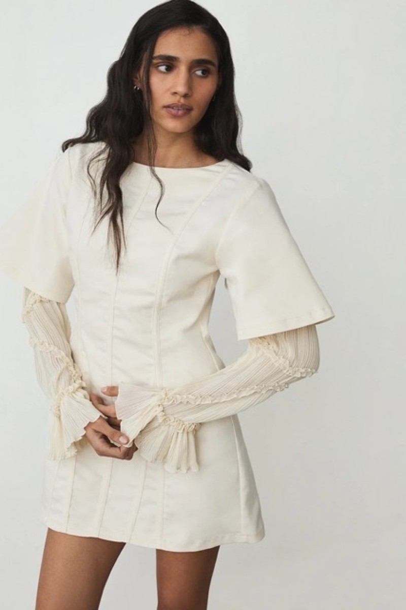 ROSETTE ECRU SHORT DRESS WITH WIDE SLEEVES 