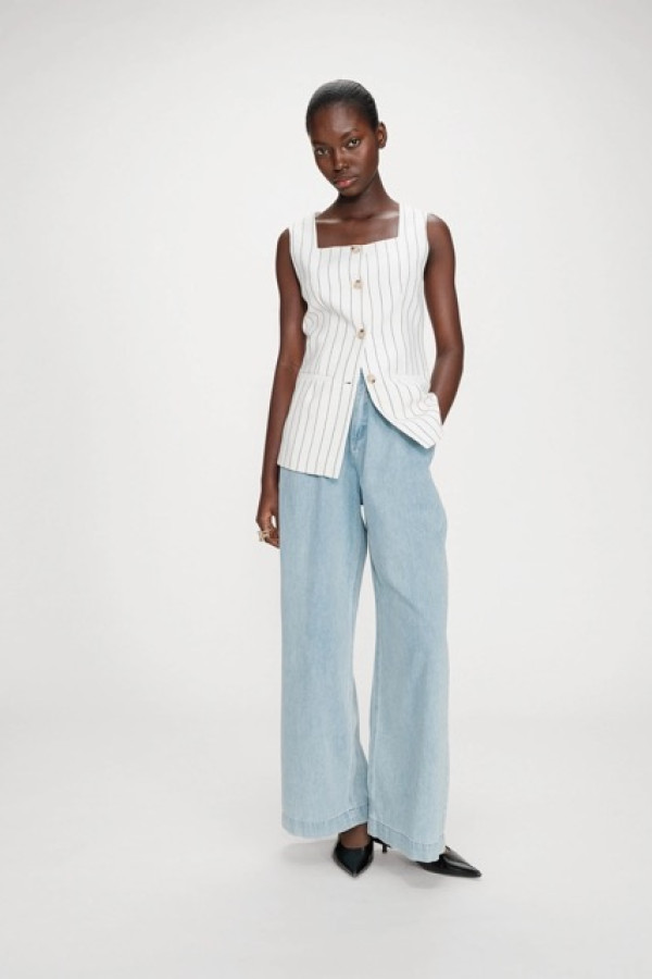 TAILORED PINSTRIPE LINEN  VEST WHITE VIC