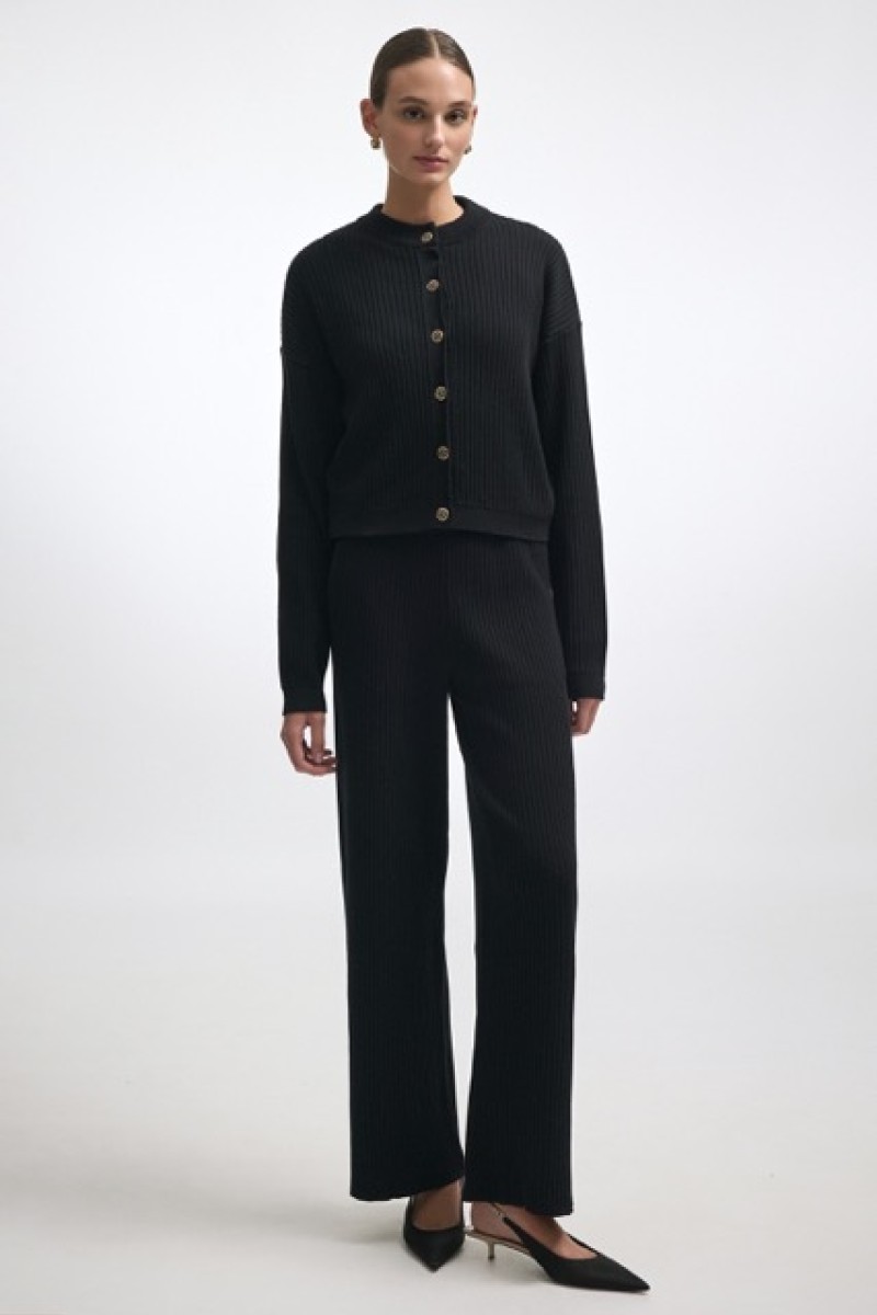 ROXANNE KNIT CARDIGAN BLACK