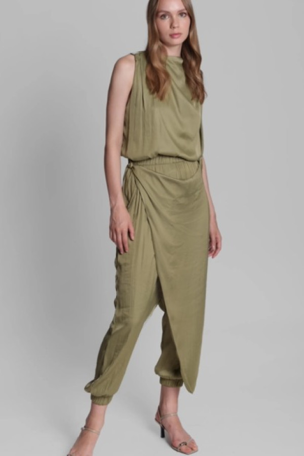LEORA PANTS AND TOP 