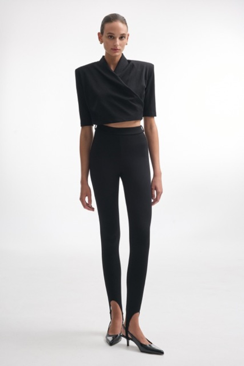 MELANIE LEGGINGS BLACK MELANIE CROP TOP 