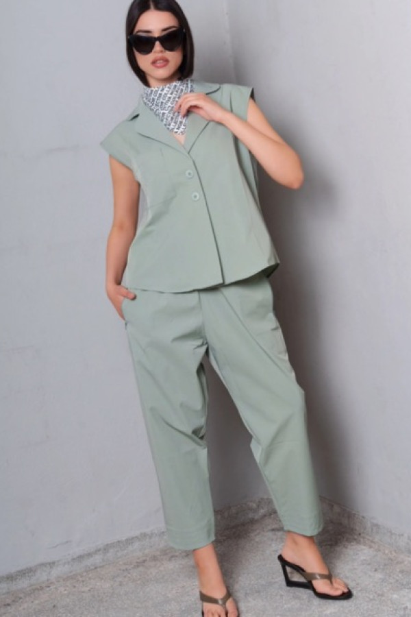 RIA SHIRT SLEEVELESS
