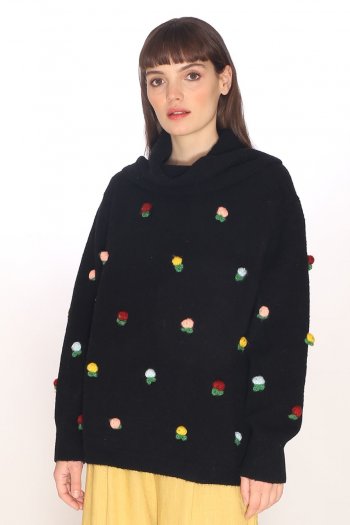TURTELNECK WITH PATCHES SWEATER BLACK